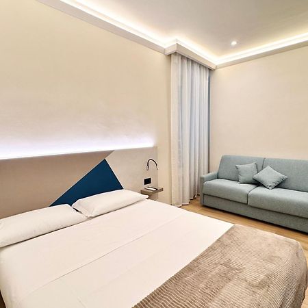 Honeycomb Guesthouse Roma Ngoại thất bức ảnh