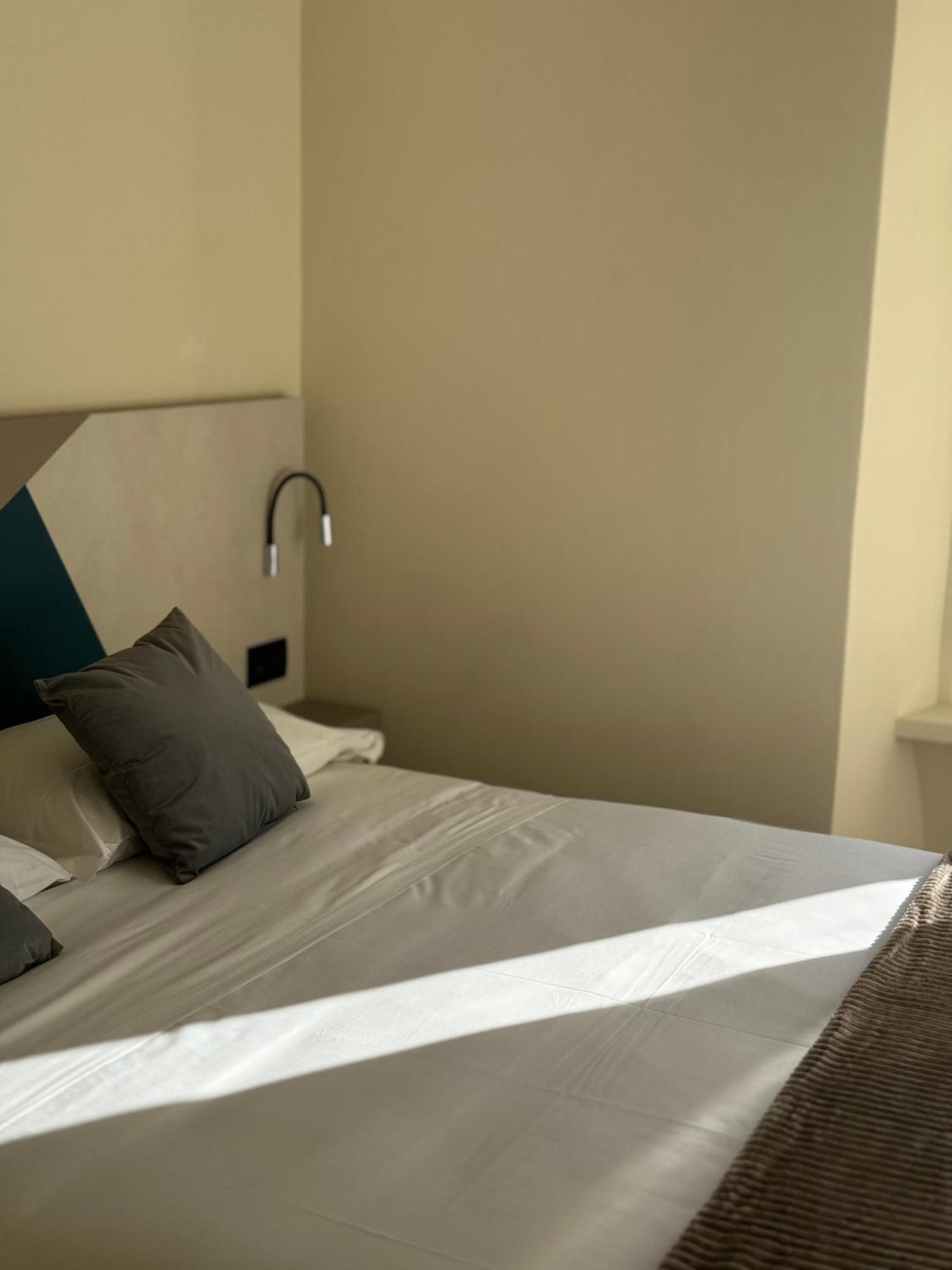 Honeycomb Guesthouse Roma Ngoại thất bức ảnh