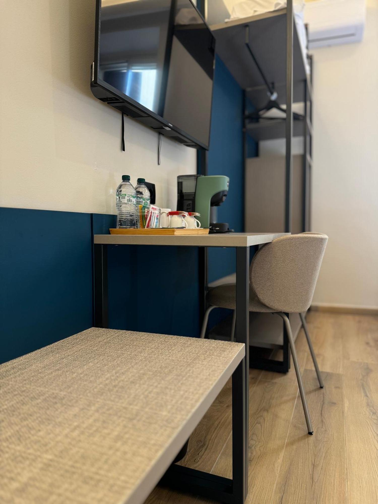 Honeycomb Guesthouse Roma Ngoại thất bức ảnh