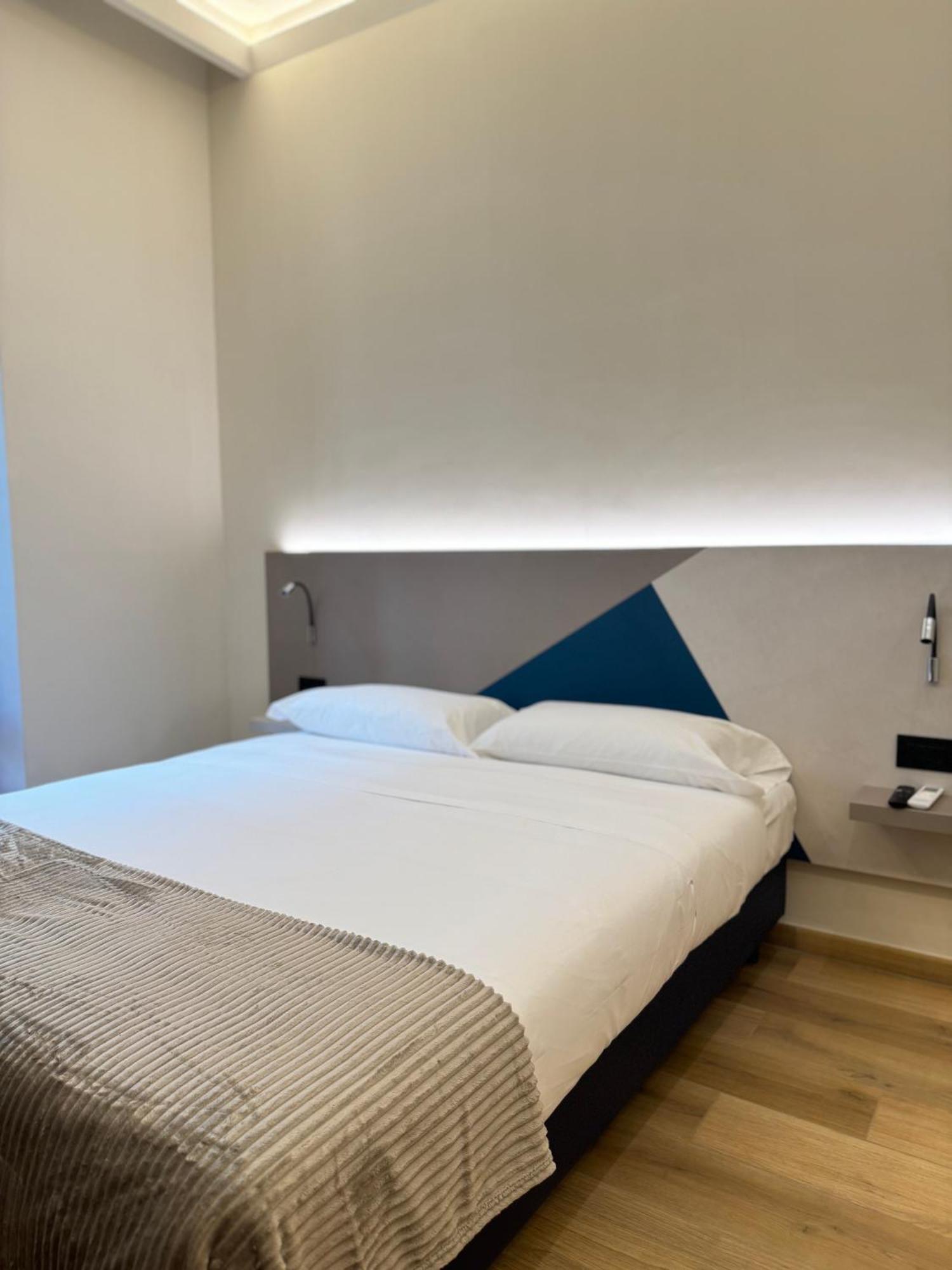 Honeycomb Guesthouse Roma Ngoại thất bức ảnh