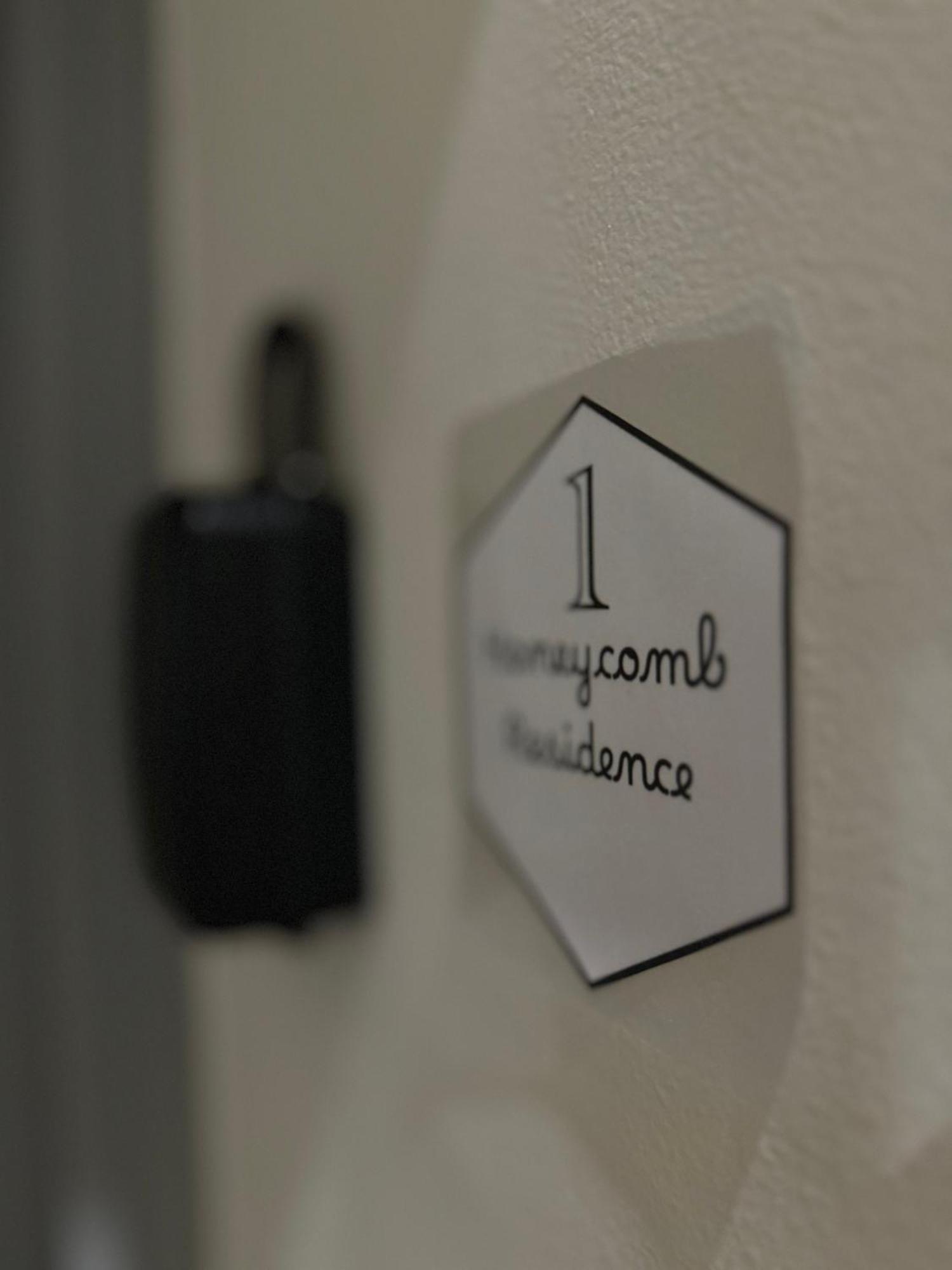 Honeycomb Guesthouse Roma Ngoại thất bức ảnh