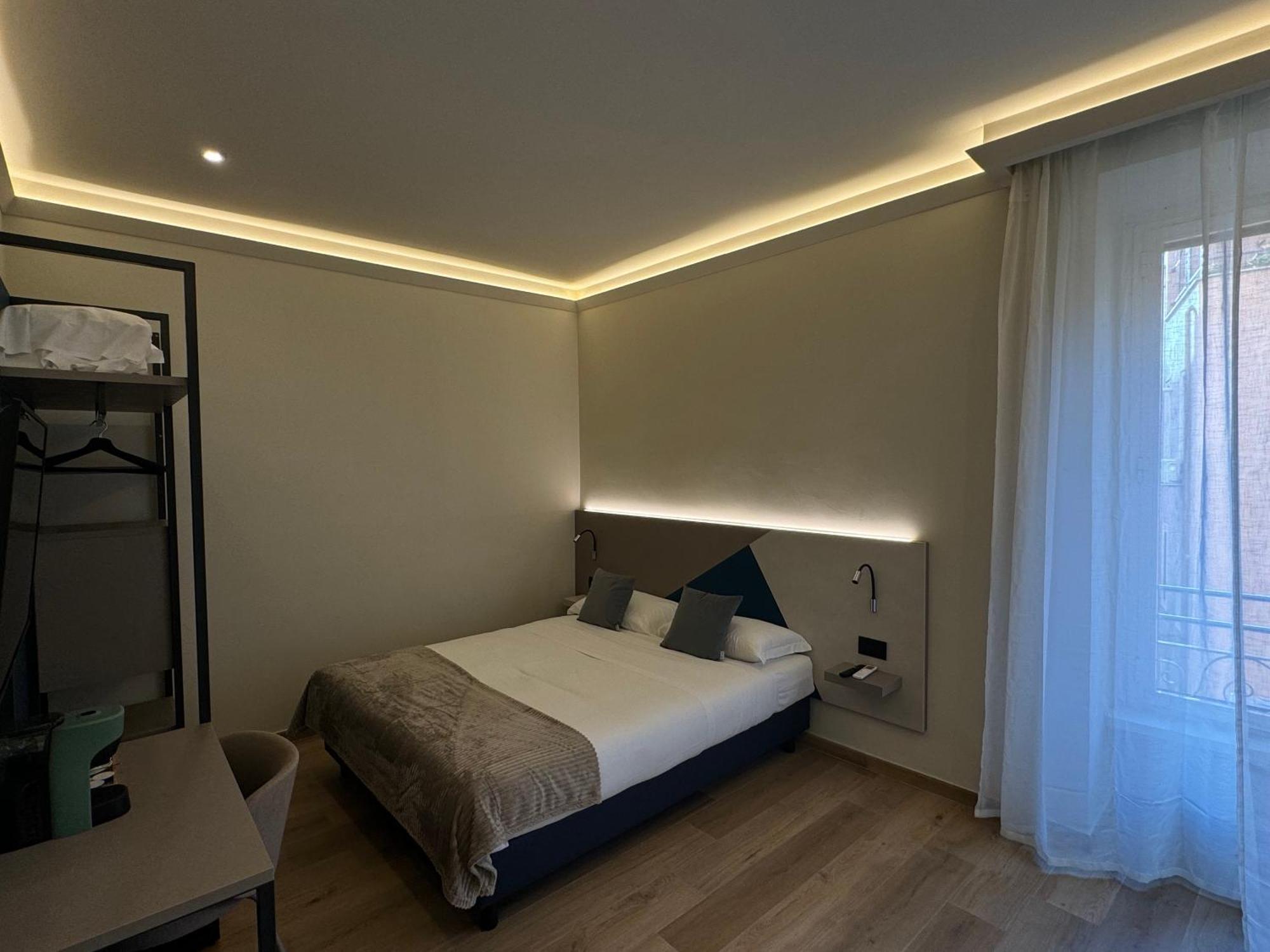 Honeycomb Guesthouse Roma Ngoại thất bức ảnh