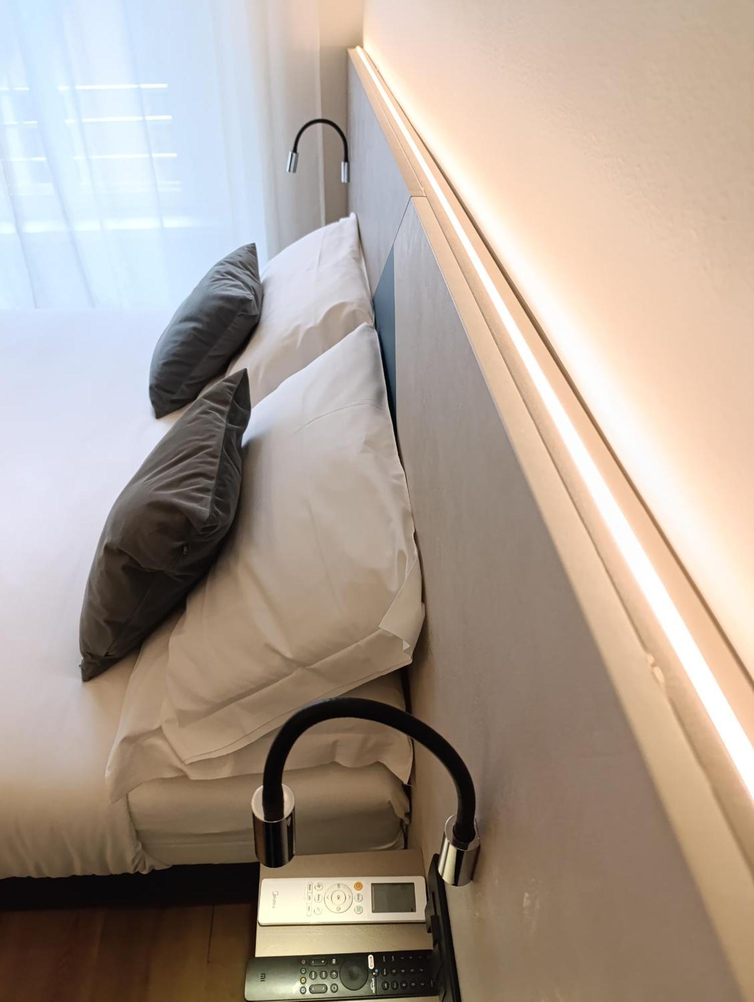 Honeycomb Guesthouse Roma Ngoại thất bức ảnh